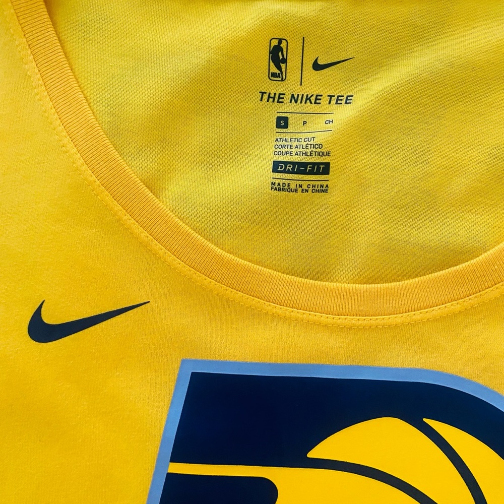 Pacers NBA Nike Long Sleeve - Picture 4 of 5